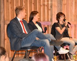 Podiumsdiskussion20220830-3.JPG