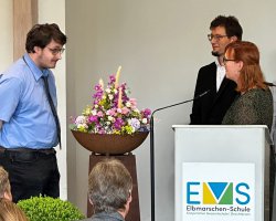 Verabschiedung-Abitur-2025MAR-46.jpg