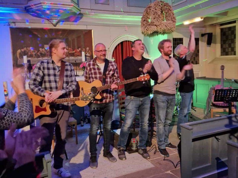 IslandMonkees_Krautsand-Kirche_10-2022.jpeg